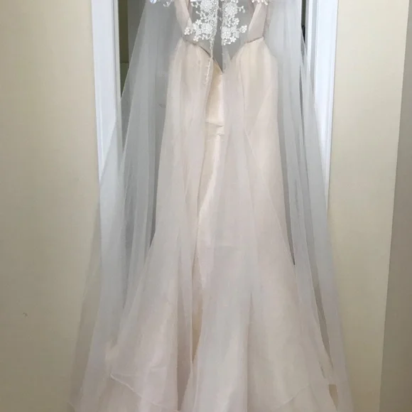 MacDuggal wedding/evening gown - Picture 9 of 9